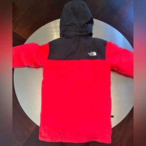 North face boys McMurdo parka